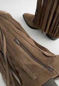 Next FOREVER COMFORT FRINGE WESTERN - REGULAR FIT - Cowboy-/Bikerlaarzen - mink brown
