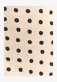 Wybrany, cream based spot