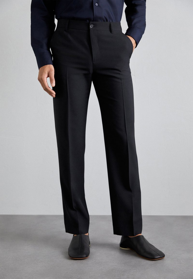 Filippa K - STRAIGHT TROUSERS - Hlače - black, Povečajte