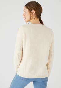 Damart À TORSADES ET BOUTONS  - Trui - Light Beige