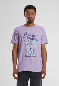 Mister Tee SPECIAL DELIVERY TEE - Marškinėliai su spaudiniu - lilac