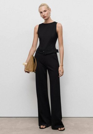WITH BELT AND BUCKLE - Kombinezon - black