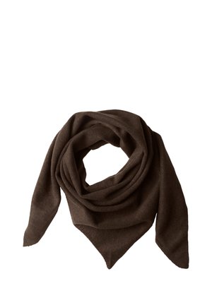 Foulard triangulaire marron foncé en tissu doux, plié et disposé avec des extrémités lâches qui pendent.