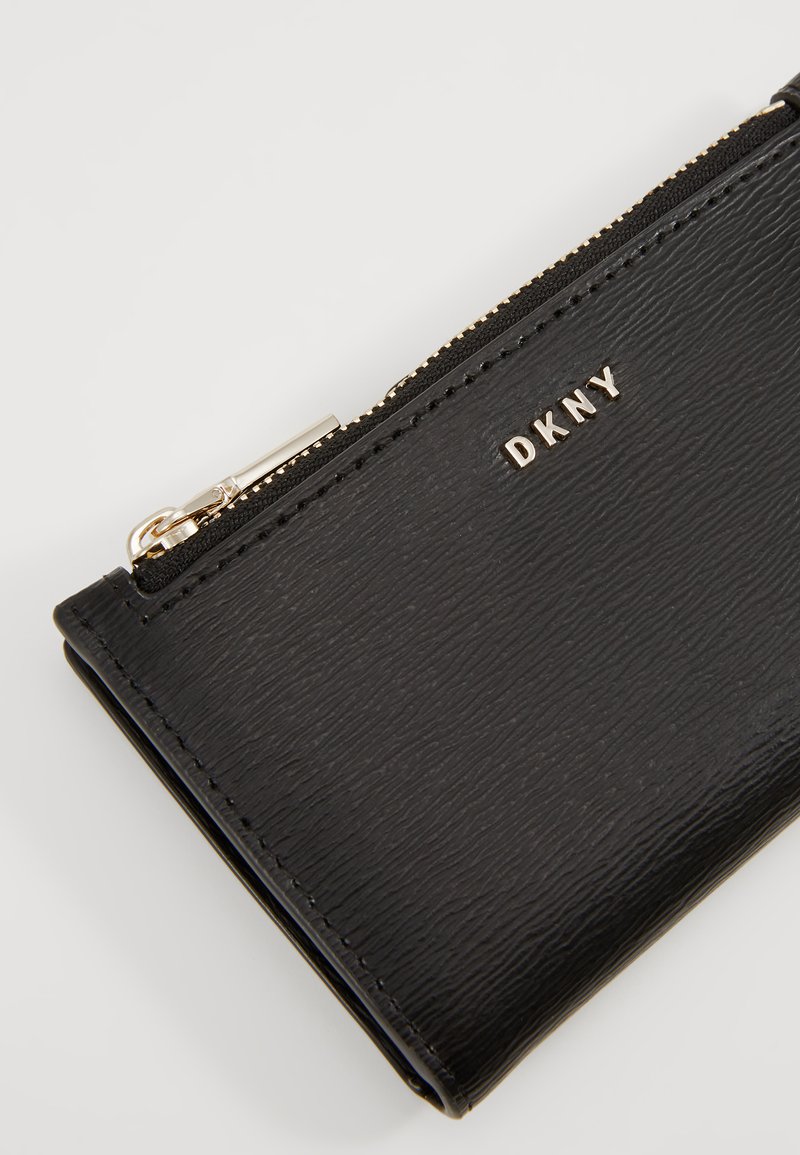 dkny slim wallet