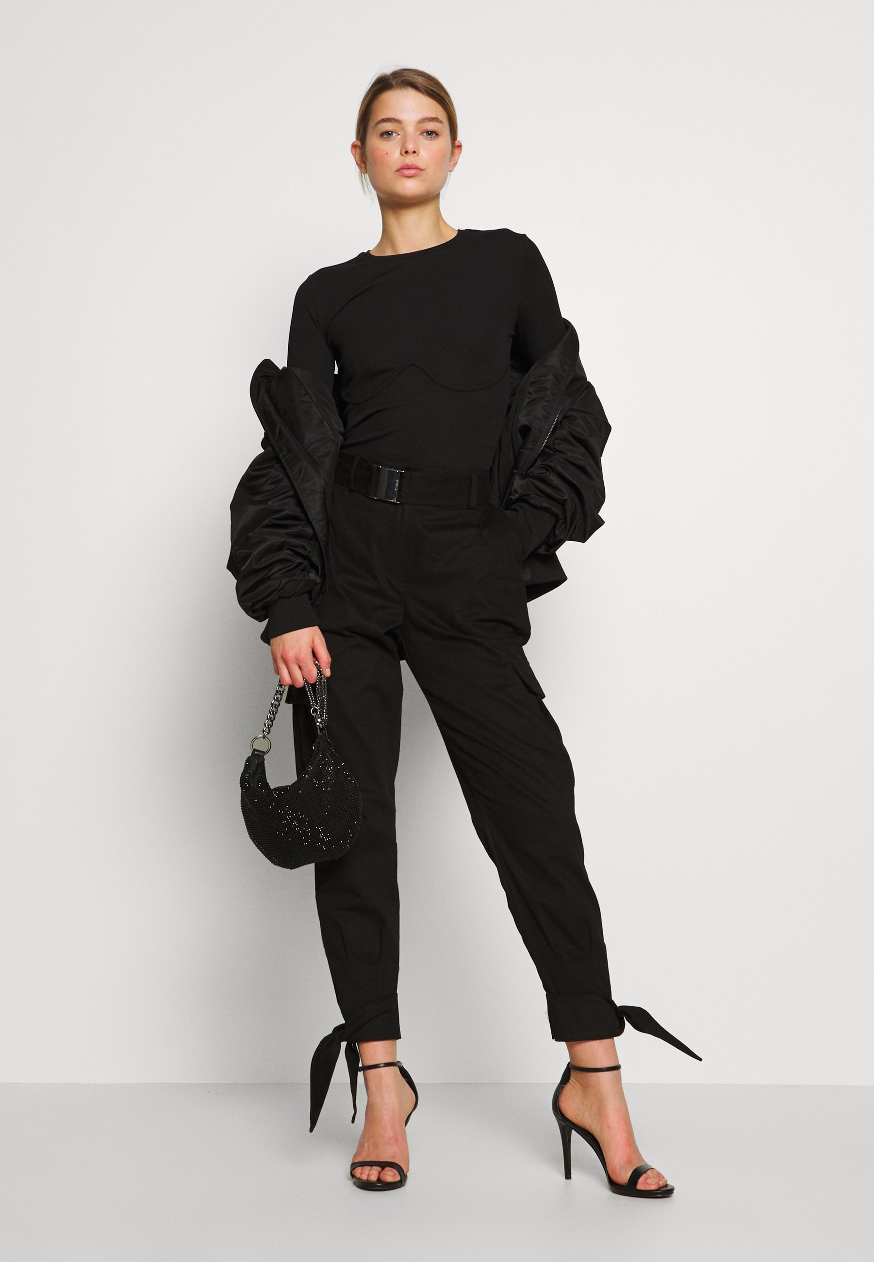 NA KD Erica Kvam x NA KD Bukse blacksvart Zalando.no NA KD Salg | Sko Dame | Nye tilbud på Zalando