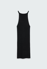 Abito midi nero a coste con una vestibilità rilassata, caratterizzato da scollatura a girocollo e spalline sottili. Texture liscia, design semplice.