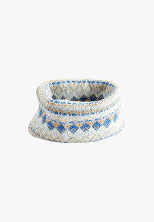Cuello circular de punto en blanco, marrón y azul con patrones geométricos; textura suave y borde doblado para mayor comodidad.