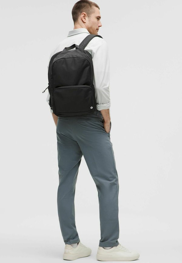 EVERYWHERE - Tagesrucksack