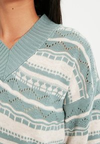 Trendyol Strickpullover - blue