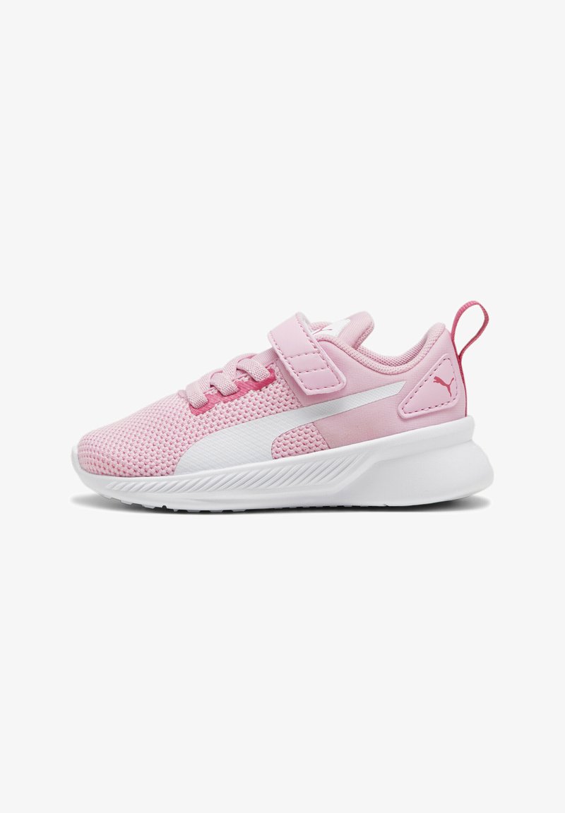 Puma FLYER RUNNER V INF - Teniși de mers sportiv - pink lilac- white- pink