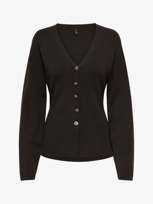 Brūns adījuma kardigans ar V-veida izgriezumu, garām piedurknēm un piecām lielām pogām priekšpusē. Vienkāršs dizains ar gludu tekstūru.