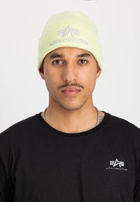 Alpha Industries BEANIE UNISEX - Beanie - arctic lime