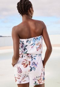 Next Overal - white floral