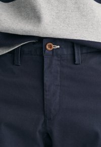 Thumbnail Image 7