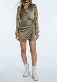 Stradivarius Sukienka koktajlowa