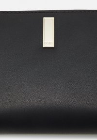 BOSS ARIELL ZIPAROUND - Lompakko - black