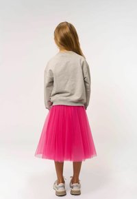 The New PEAVEN - Gonna a campana - ibis rose