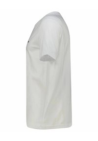 T-shirt bianco a maniche corte realizzato in cotone. Presenta un collo rotondo e una vestibilità dritta, con testo minimalista nero sul davanti. Texture liscia.