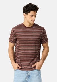 BONOBO Jeans - MIT KURZEN ÄRMELN - Print T-shirt - bordeaux Thumbnail Image 1