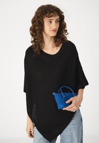 VILA VICILLO O-NECK PONCHO - Skraistė - black