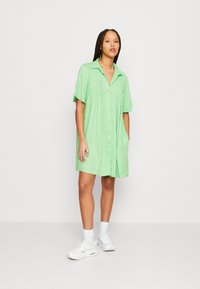 YAS YASFIRA SHIRT DRESS  - Marškininė suknelė - summer green