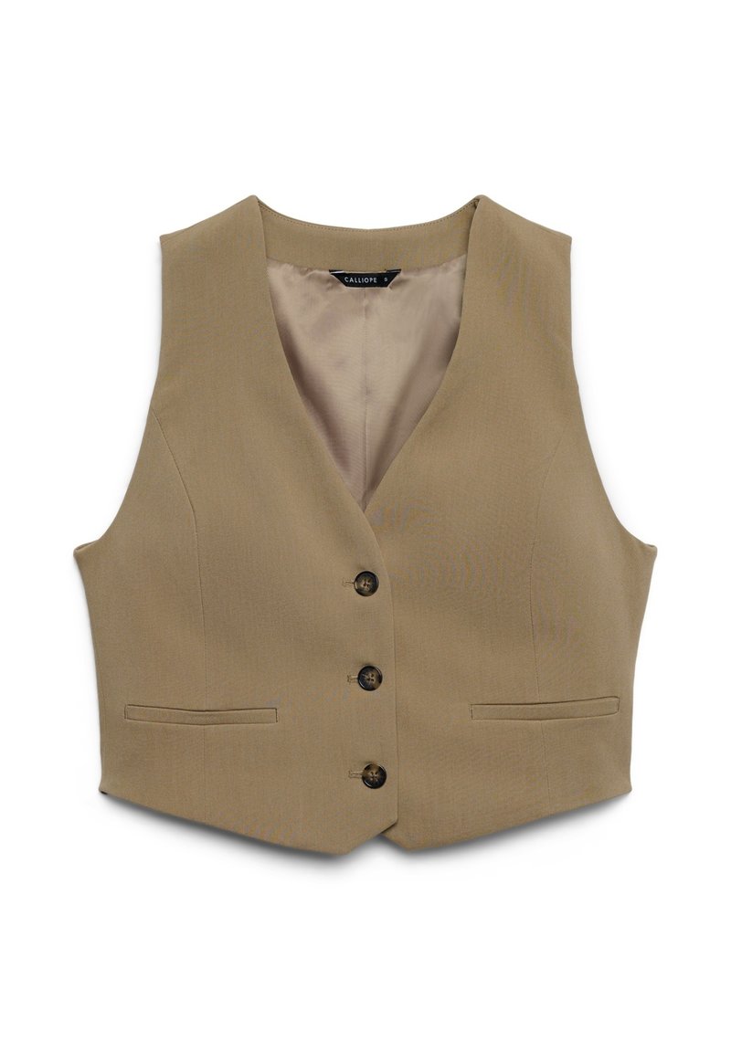 Gilet beige su misura con scollo a V, cinque bottoni frontali e due tasche laterali. Realizzato in tessuto strutturato con fodera interna liscia.