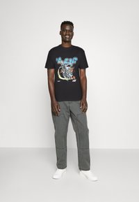 HUF DEATHSCYTHE TEE UNISEX - T-shirt print - black