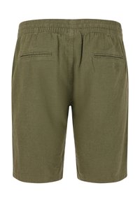 Oliivinvihreät, kevyet shortsit, joissa on joustava vyötärönauha. Shortseissa on kaksi takataskua, joissa on viiltoaukot, ja niiden design on yksinkertainen ja virtaviivainen.