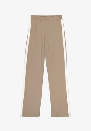 Beige weite Hosen aus weichem Stoff, mit seitlichen Taschen und weißen Streifen entlang der äußeren Nähte. Glatte Textur mit elastischem Bund.