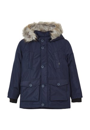 Giacca parka navy con cappuccio in finta pelliccia, due tasche frontali e chiusure a bottoni. Presenta polsini a coste e una texture liscia.