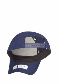 Marineblaue Mütze mit strukturiertem Design, ausgestattet mit einem grauen Netzfutter innen, einem verstellbaren Riemen und einem sichtbaren Etikett auf der Unterseite.