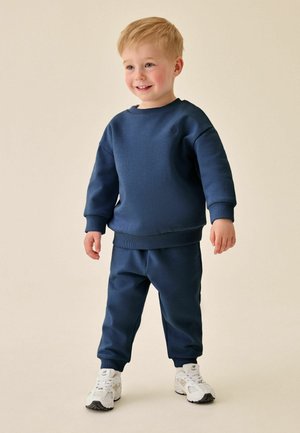 Next, REGULAR FIT - PRICE STARTER CREW JOGGERS SET . - Verryttelypuku - navy