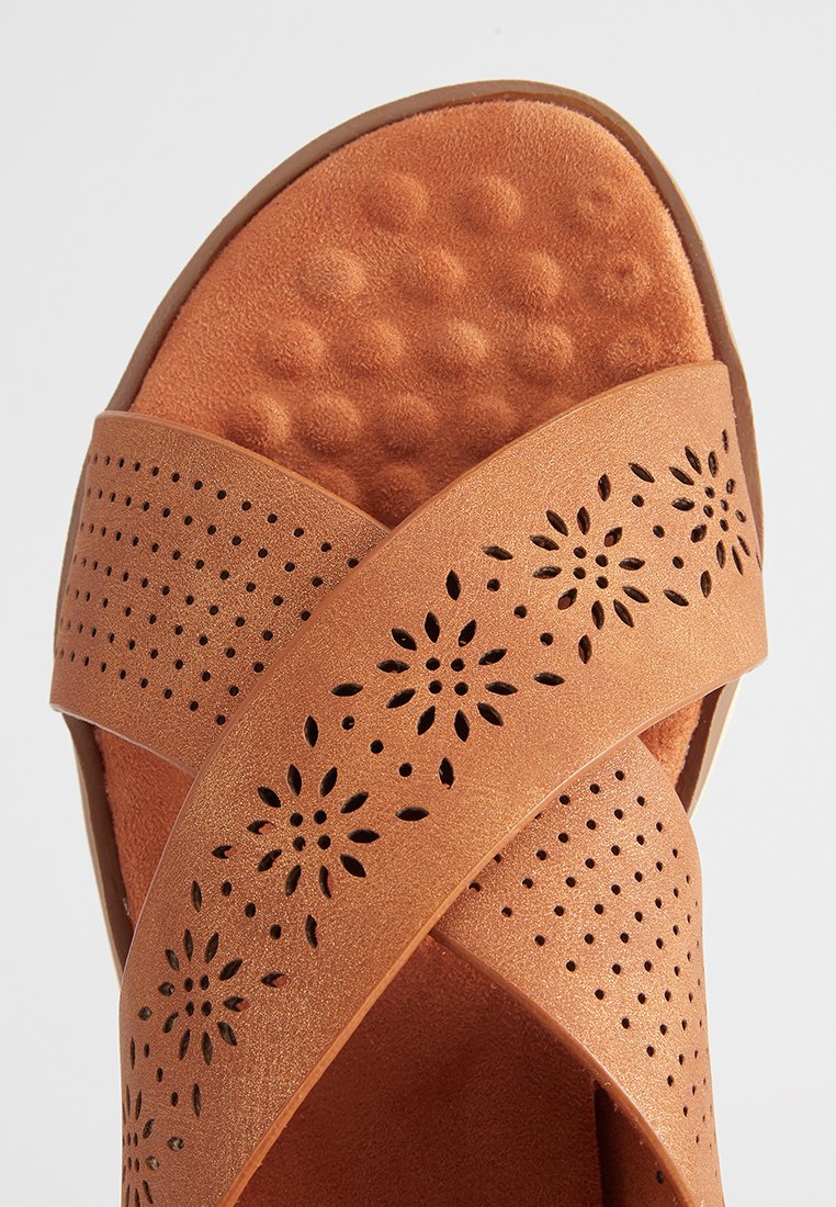 Damen Riemchensandalen | Chiemsee Riemensandalette camel/braun - OB95239 Damen Riemchensandalen | Chiemsee Riemensandalette camel/braun - OB95239