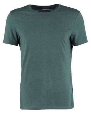Grön kortärmad t-shirt i bomull, med rund hals och en enkel, enfärgad design utan synliga mönster eller detaljer.