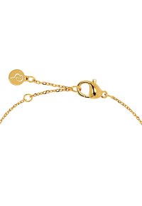 Złocona bransoletka z zapięciem typu karabińczyk, cienkimi ogniwami łańcuszka oraz małą okrągłą zawieszką z motywem serca.