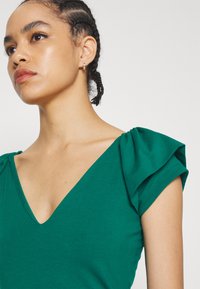 Anna Field Βασικό μπλουζάκι - dark green