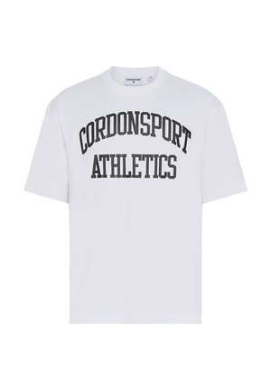 Weißes Baumwoll-T-Shirt mit kurzen Ärmeln, das in der Mitte der Vorderseite den schwarzen, geschwungenen Text "CORDONSPORT ATHLETICS" trägt. Einfaches Design, normale Passform.