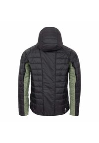 Gefütterte Jacke mit schwarzem Körper und grünen Ärmeln, mit Kapuze und gestepptem Design. Enthält ein Logo in der unteren rechten Ecke.