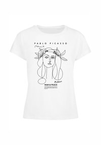 Weißes Baumwoll-T-Shirt mit einer schwarzen Lin Zeichnung eines FrauenGesichts, darunter der Text "Pablo Picasso" und "KRIEG & FRIEDEN".