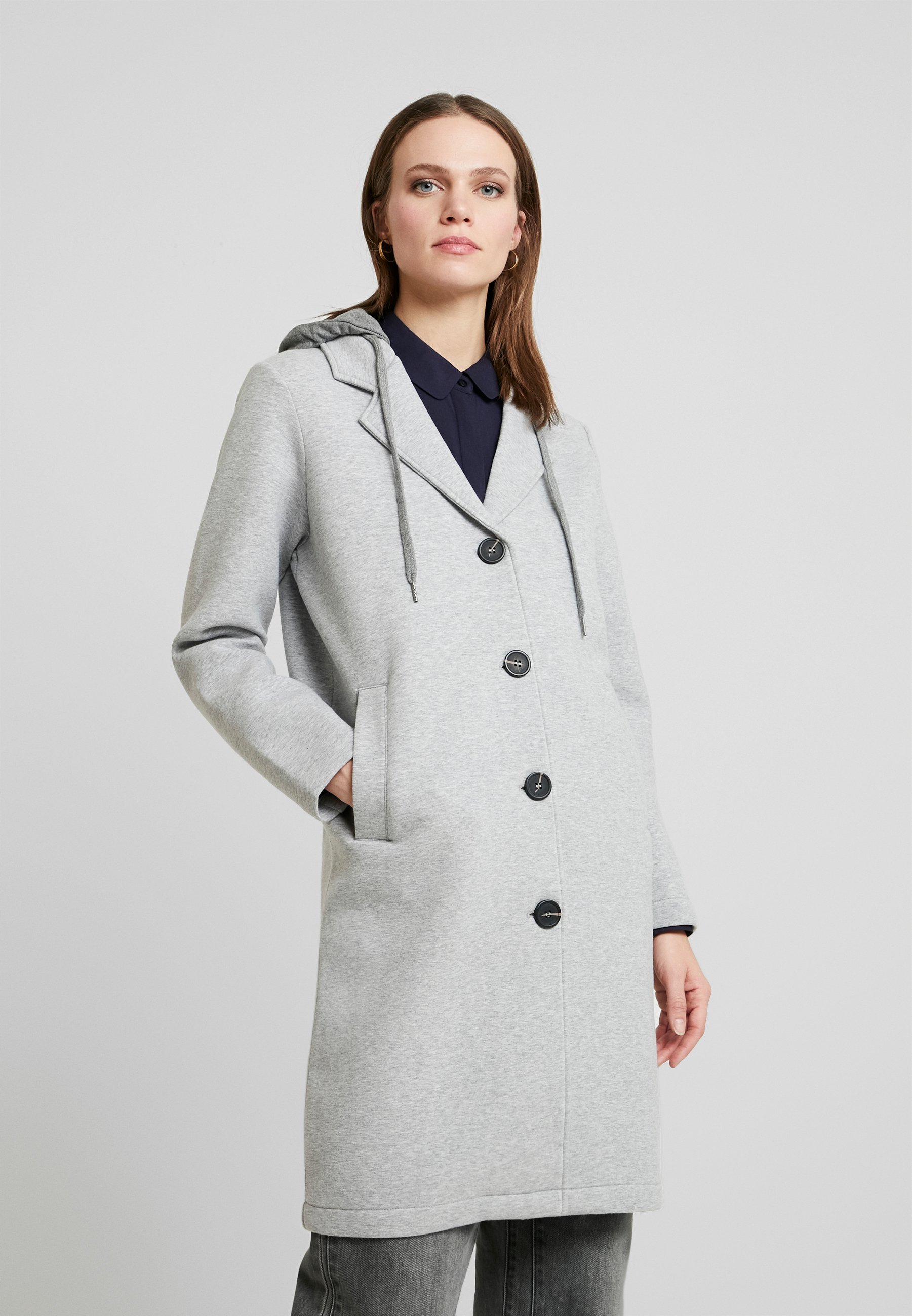 Soyaconcept Salg | Kåper | Nye tilbud hos Zalando Soyaconcept SC-FENYA 11 - Kort kåpe / frakk - black combi