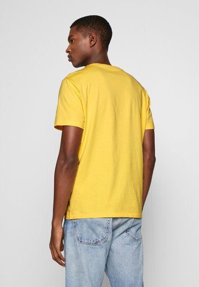 Polo Ralph Lauren CUSTOM SLIM FIT JERSEY CREWNECK T-SHIRT - T-shirt básica - empire yellow