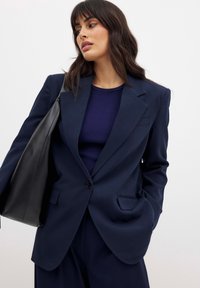 MAXI ONE BUTTON  - Suknjič - dark navy