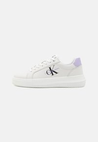 Calvin Klein Jeans - CHUNKY CUPSOLE MONO - Športni copati - bright white/pastel lilac Miniaturna slika 1