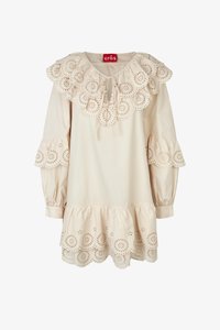 Non selezionato, 2015 light beige