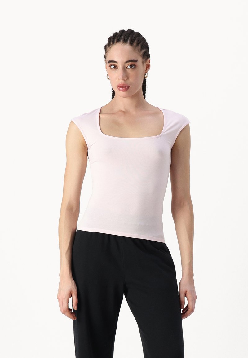 Gina Tricot SOFT TOUCH TIGHT TOP - Majica kratkih rukava s printom - tender touch