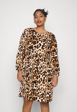 ONLY Carmakoma CARVILEA CUTLINE DRESS  - Φόρεμα ημέρας - black aop:leo orange white