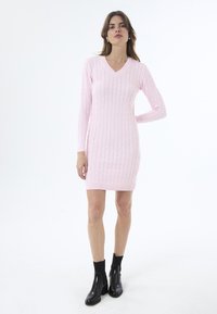 Felix Hardy CABLE V-NECK  - Tubino - light pink
