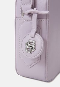 BOSS LIRIEL CROSSBODY - Axelremsväska - light pastel purple