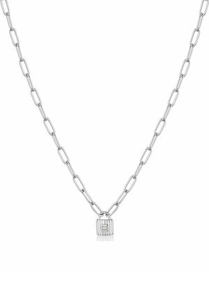 Silberne Kettenhalskette mit länglichen Gliedern und einem rechteckigen Anhänger mit vertikalen Streifen und einem kleinen Diamantakzent.