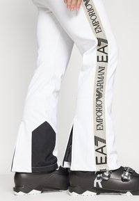 EA7 Emporio Armani SKI KITZBUHEL JUMPSUIT - Skafander - white